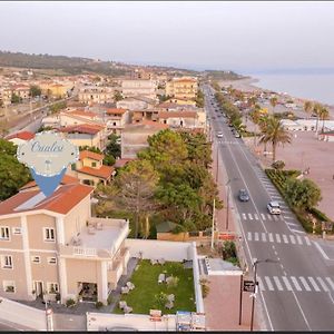 Crialesi Boutique Rooms